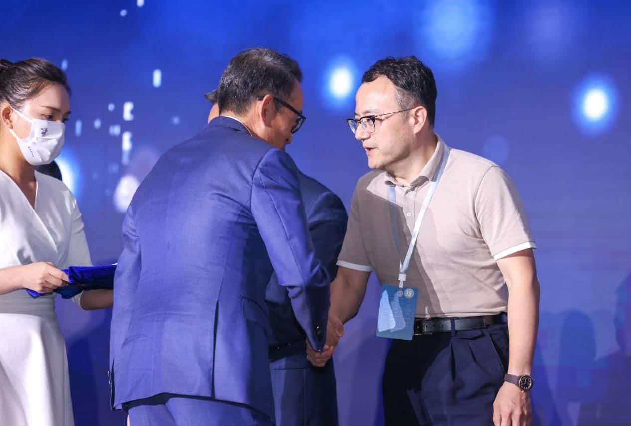 mg冰球突破获沃尔卧禧车亚太区“2022年度最佳供给商”奖