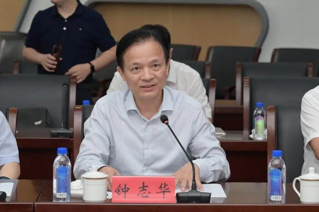 冰球突破-冰球电游奢华版_MG冰球游戏