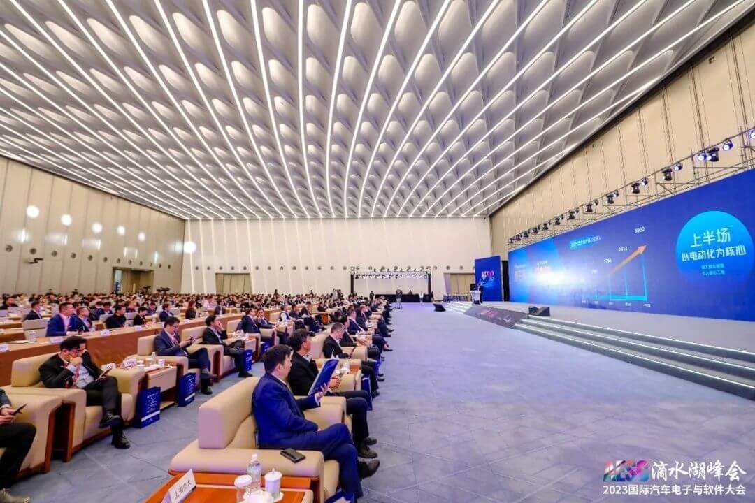 冰球突破-冰球电游奢华版_MG冰球游戏